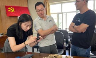 《皮革文物劣化机理与预防性保护策略研究》项目组赴新疆开展工作