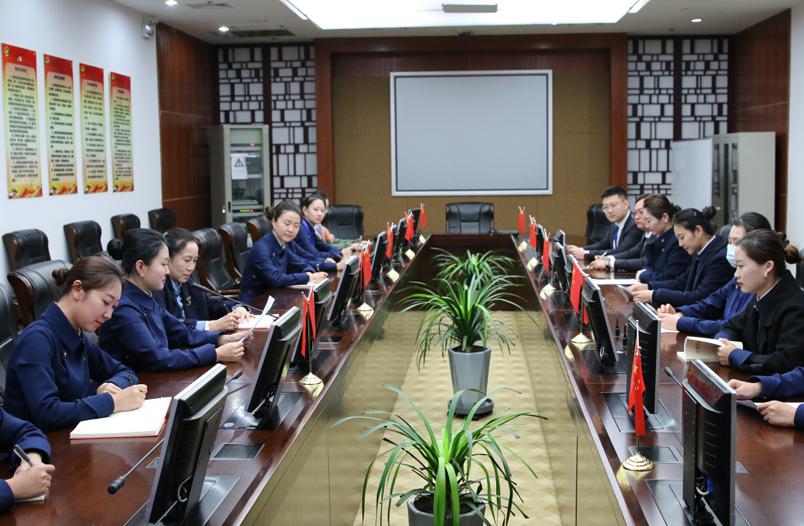 内蒙古博物院社会教育部召开专题会议 传达学习全国宣传思想文化工作会议精神