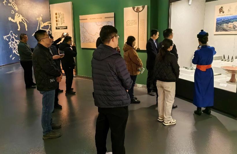 国家税务总局文物普查工作专班一行对内蒙古博物院开展考察调研工作