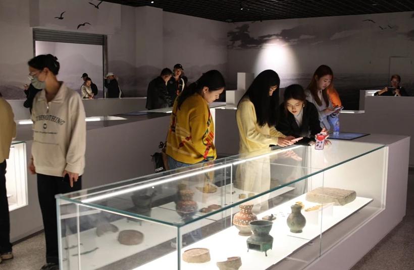 “长城两边是故乡——内蒙古文物菁华展” 亮相秦始皇帝陵博物院
