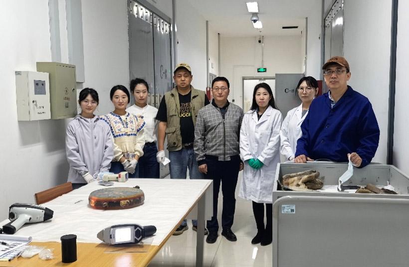 《皮革文物劣化机理与预防性保护策略研究》项目组成员赴内蒙古博物院开展项目工作
